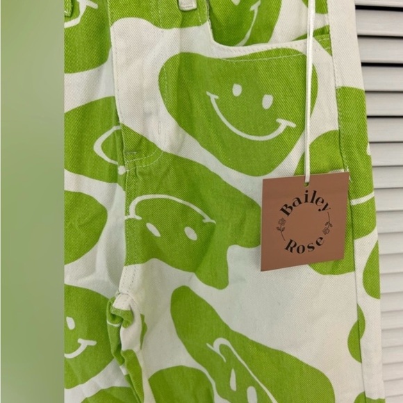 Women”s Green Smiley Print Cotton Pants - Picture 2 of 4